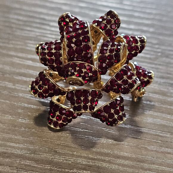 Vintage Gift Wrap Ribbon Bow Red Crystal Gold Brooch - Picture 4 of 6